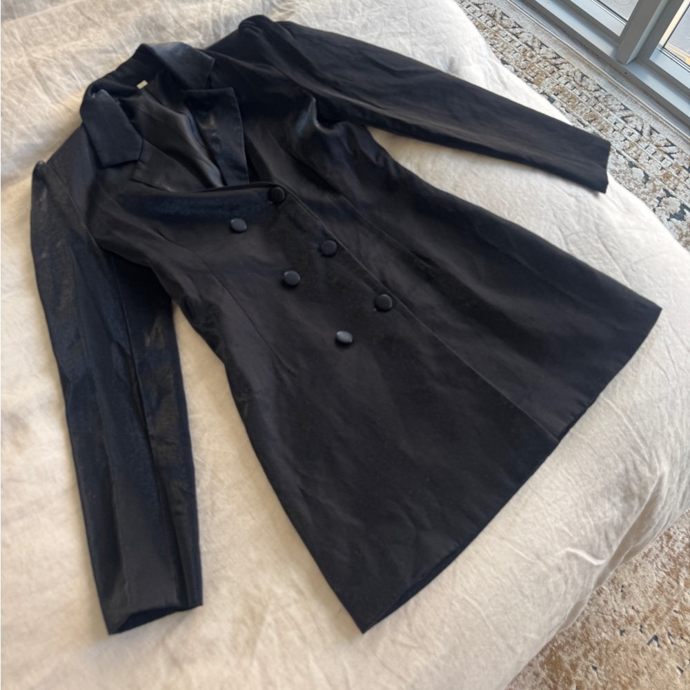 Chic shimmer black mini blazer dress